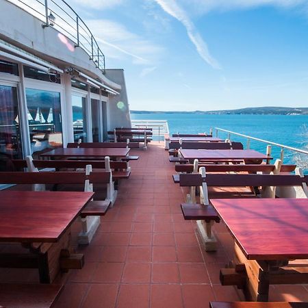 Aparthotel Castrum Novum Novigrad Istria Eksteriør billede