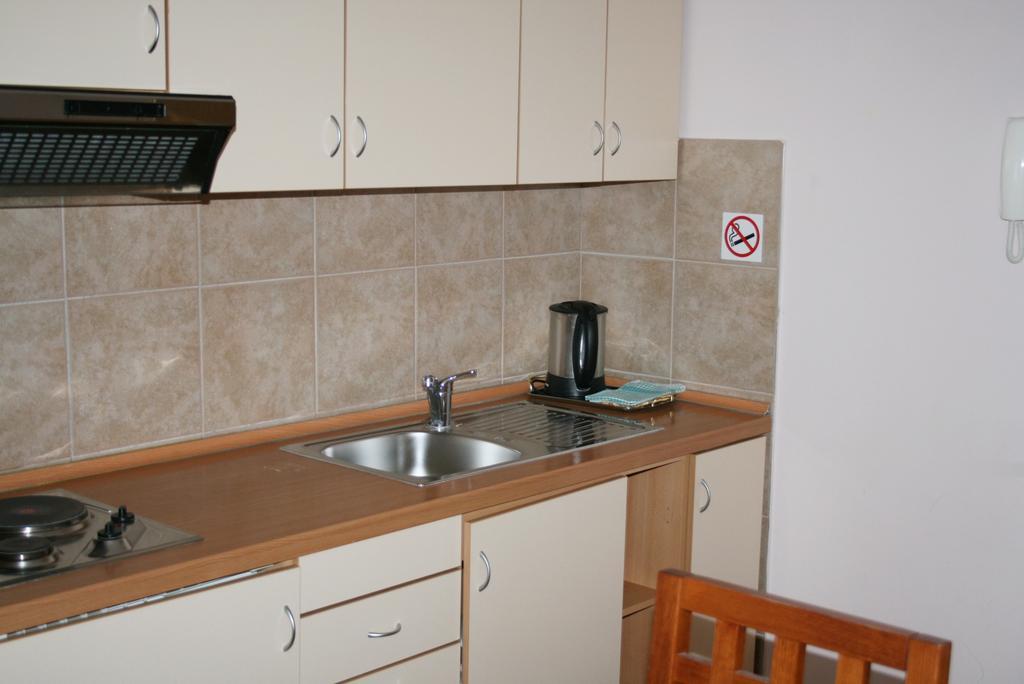 Aparthotel Castrum Novum Novigrad Istria Værelse billede