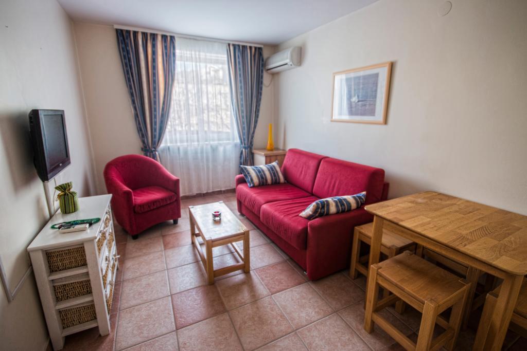 Aparthotel Castrum Novum Novigrad Istria Værelse billede