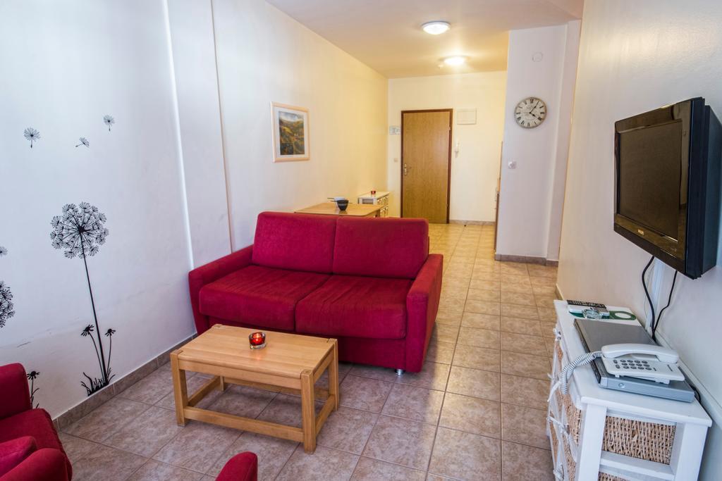 Aparthotel Castrum Novum Novigrad Istria Værelse billede