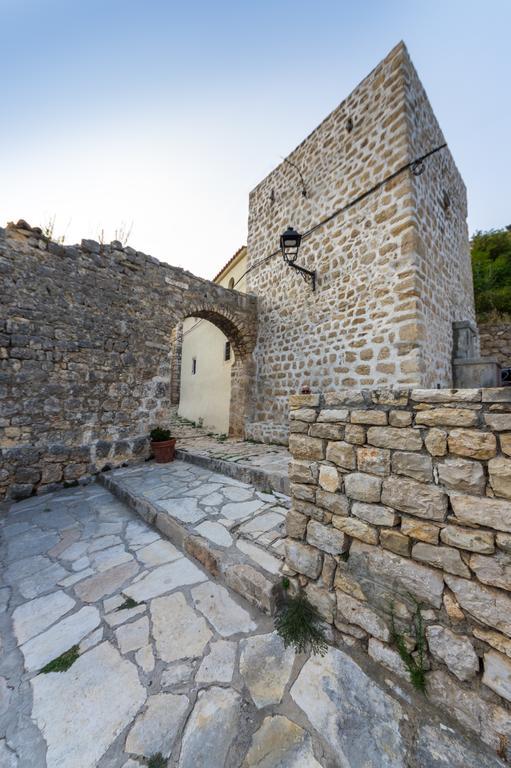 Aparthotel Castrum Novum Novigrad Istria Eksteriør billede