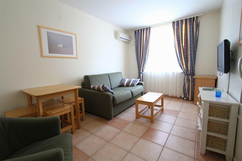 Aparthotel Castrum Novum Novigrad Istria Eksteriør billede