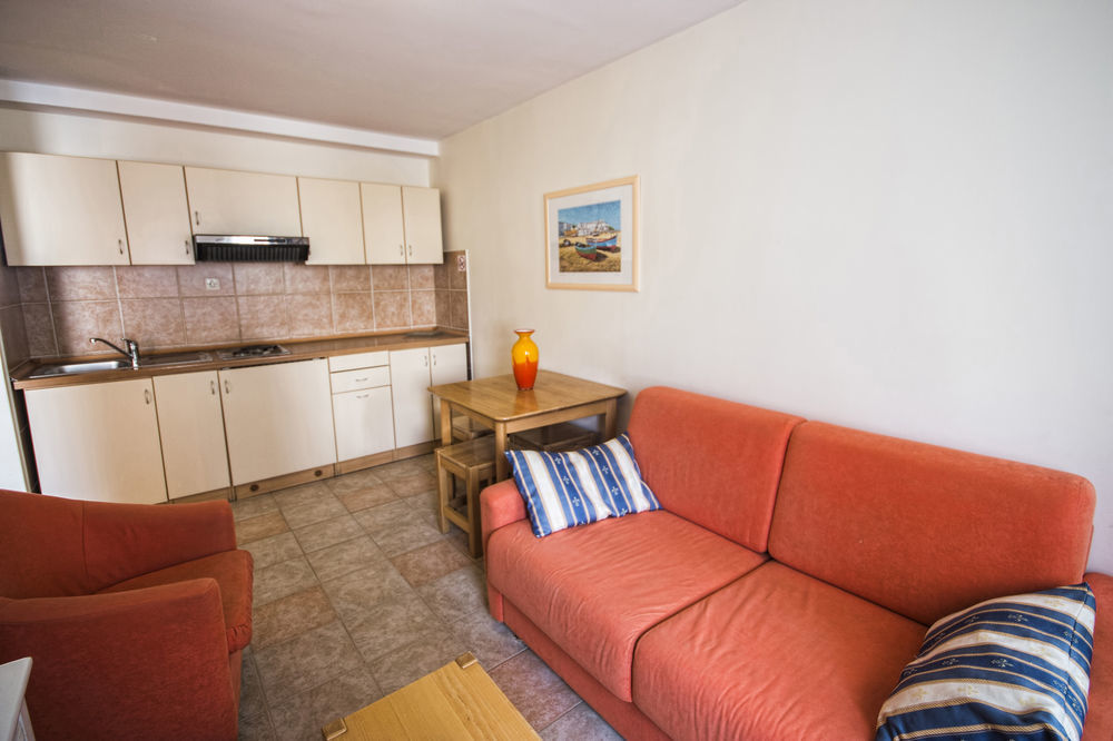 Aparthotel Castrum Novum Novigrad Istria Eksteriør billede